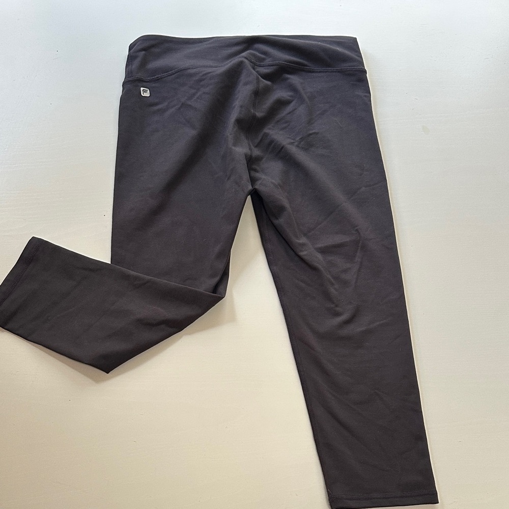 Plumb Fabletics Leggings